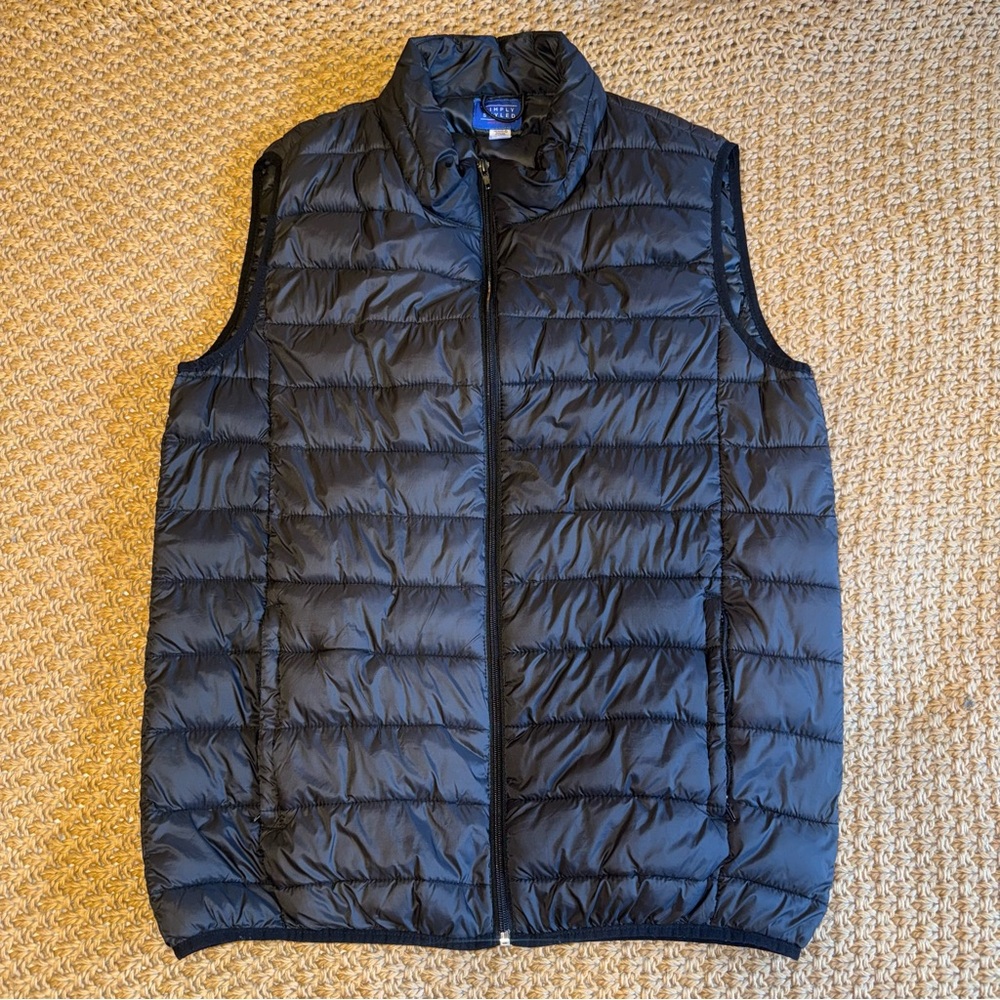 Men’s Black Quilted Puffer Vest - Size L